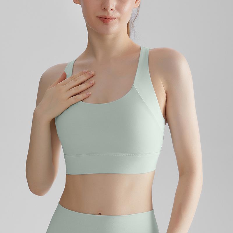 CD High-Impact Sports Bra: Shockproof, Antibacterial, One-Piece Design with Adjustable Straps