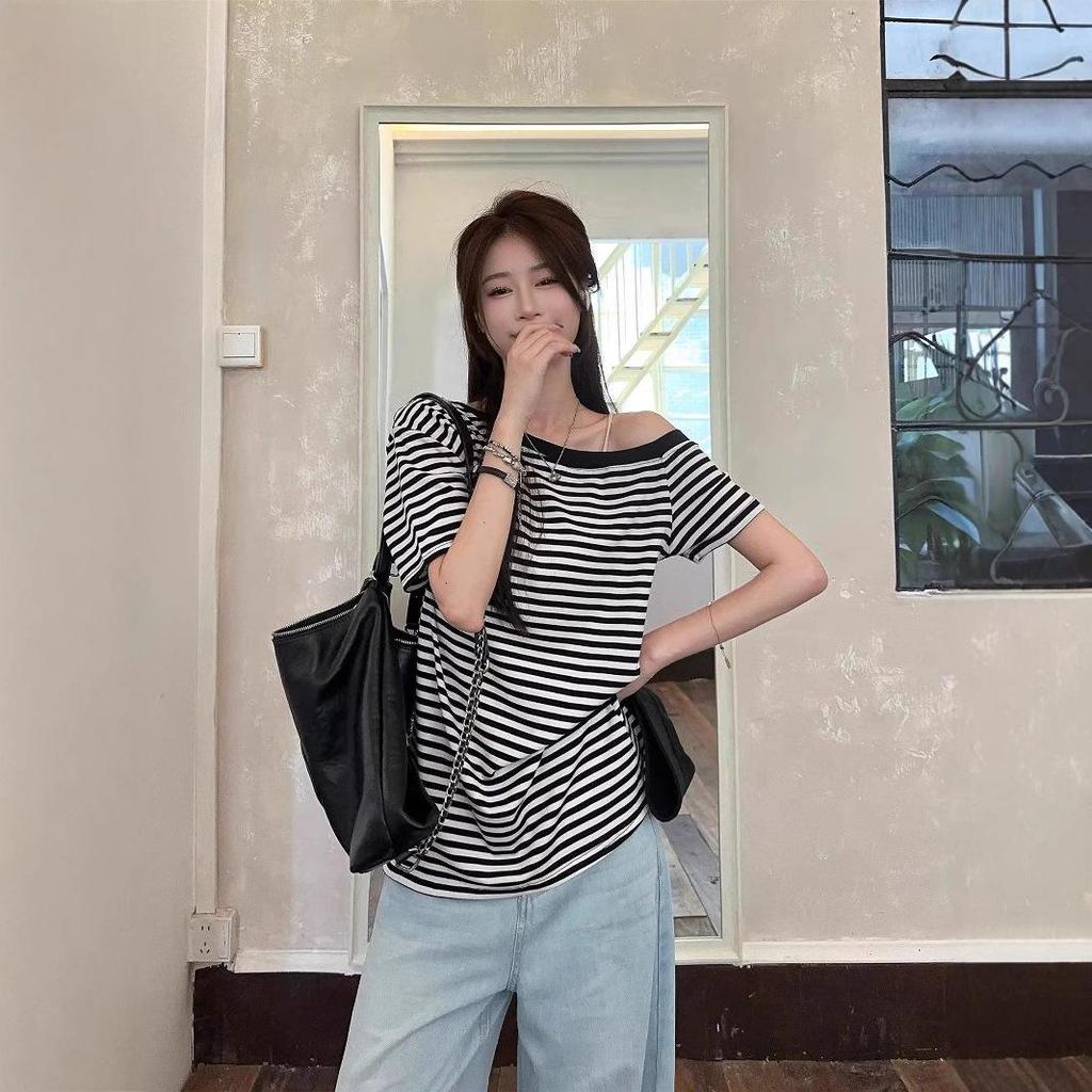 Summer Sexy One-Shoulder Striped Irregular Short-Sleeve Top for Women