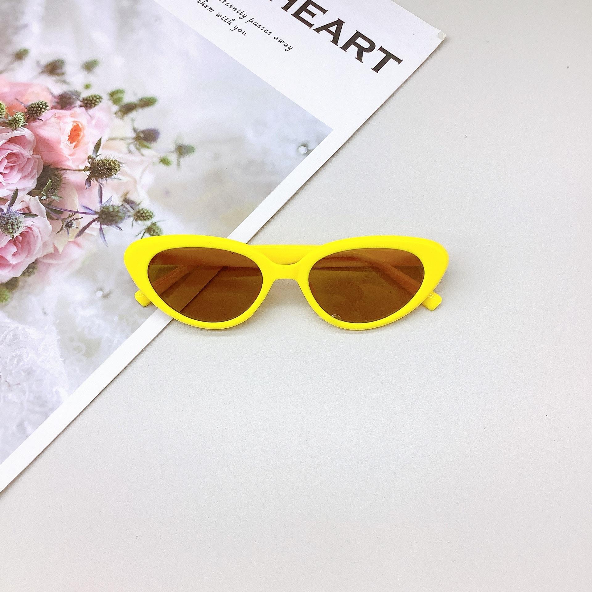 

Модні дитячі сонцезахисні окуляри Мила овальна оправа Захист від сонця Захист від УФ-променів Сонцезахисні окуляри для дівчаток Носіння Окуляри для хлопчиків