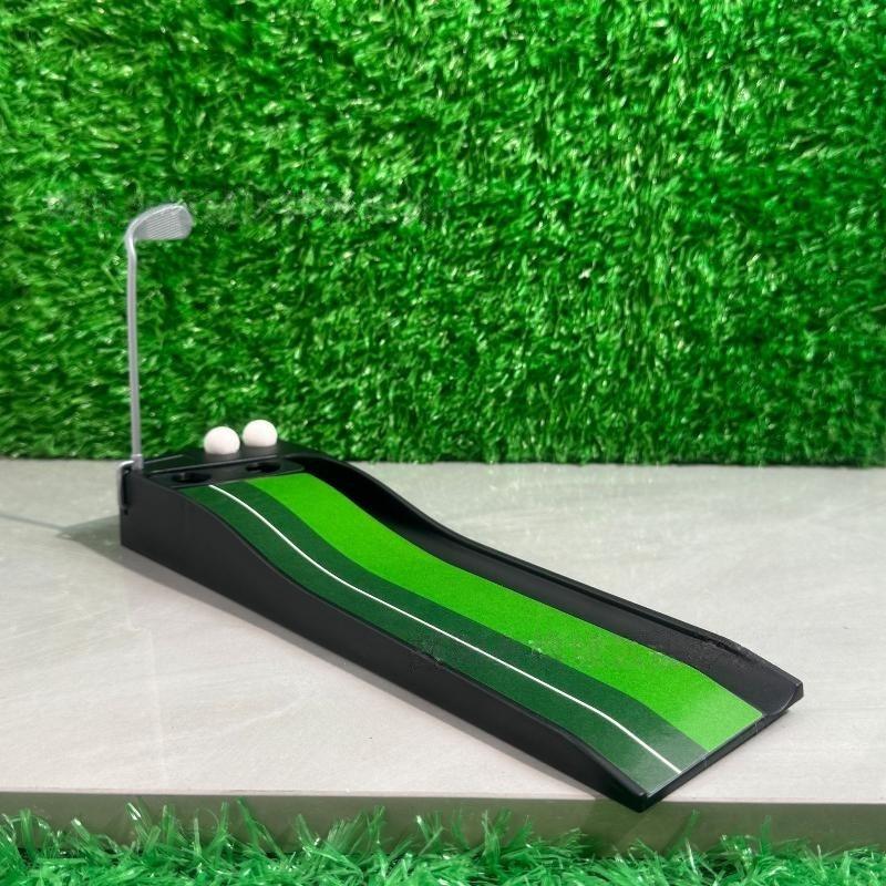 1Set Dollhouse Mini Golf Club Grassland Model Set Simulation Sports Miniature Scene Prop Model Doll House Accessories