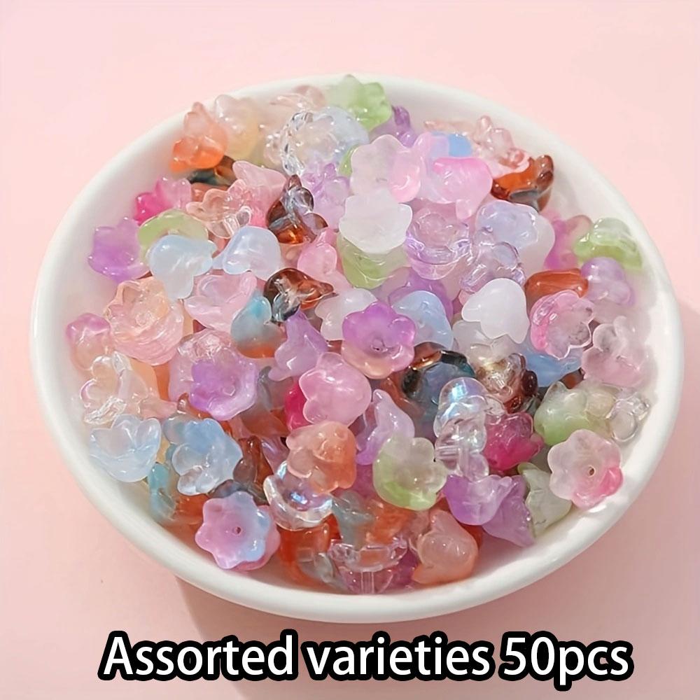 

50/100/200 шт. стеклянные прозрачные цветочные бусины разноцветные маленькие хрустальные бусины в форме цветка россыпью стеклянные бусины с градиентным интервалом между цветами Random Color 50pcs