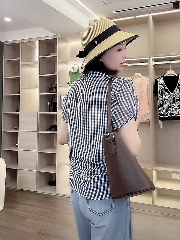 Trendy Plaid Women's Short-Sleeve Shirt - Summer 2025 Collection