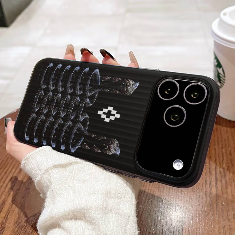 

Чехол для телефона M-MARCELO B-BURLON Для IPhone 17 16 15 14 13 12 11 Гофрированный Матовый Мягкий Чехол Противоскользящий iPhone 17pro max