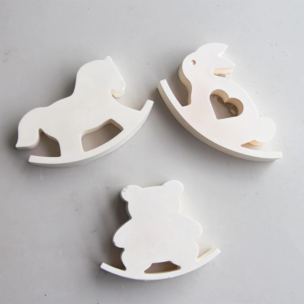 Forma silikonowa koń na biegunach Ornament Formy do gipsów dekoracyjnych Ręcznie robione odlewy zwierząt Formy do dekoracji świątecznych
