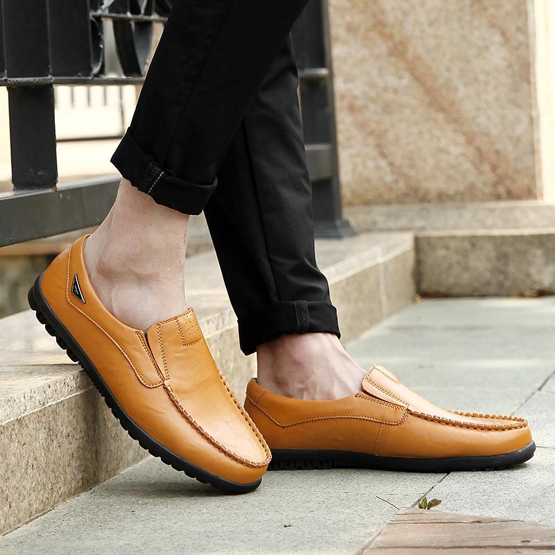 Zapatos de cuero de alta calidad para hombre, mocasines suaves, mocasines planos de marca de moda.