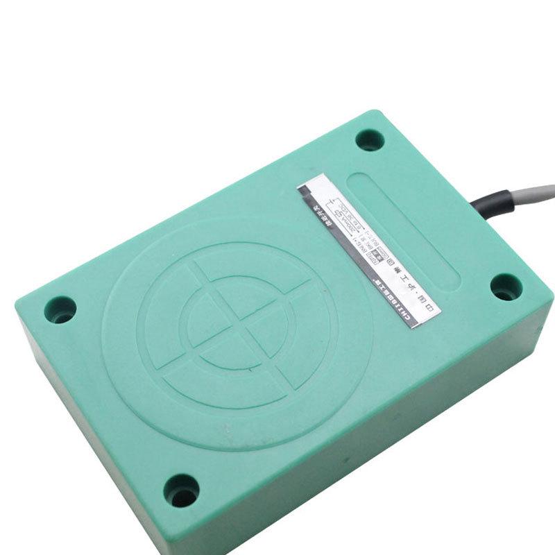 Huguang LMF43-3040NANBPAPBNCPCLALB2040ABC Rectangular Inductive Proximity Sensor