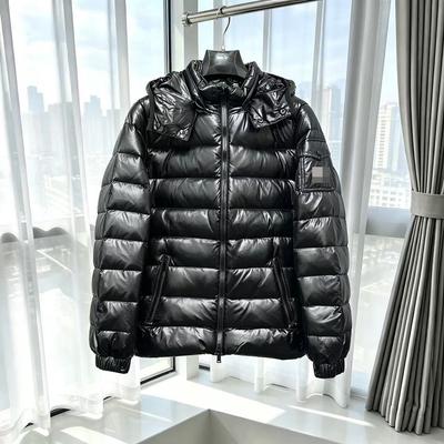Daunenjacke Bady schwarz Damen glänzend schmal geschnitten Mode vielseitig Kapuze verdickt warm Wintermantel