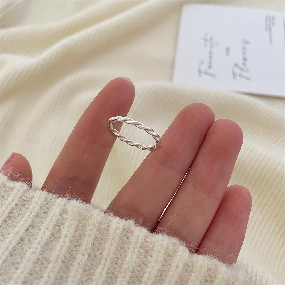 925 Sterling Silber Retro Gebürsteter Offener Fingerring - Damen High-End Nische Leichter Luxus, Trendig und Nicht verblassend.