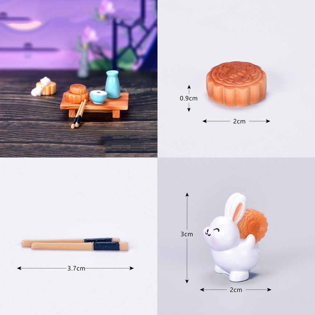 Charming Resin Rabbit Eat Mooncake Micro Landscape Decor Ideal For Festive Home Decor