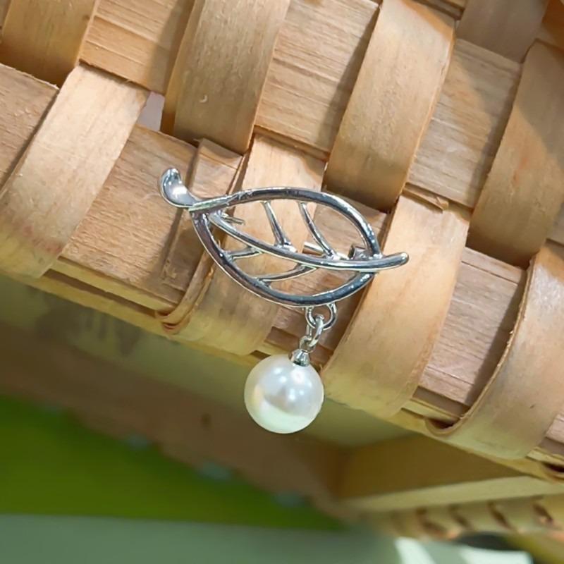 

Корейский стиль Высококлассная Универсальная Модная Брошь: Противоэкспозиционная булавка и украшение для одежды