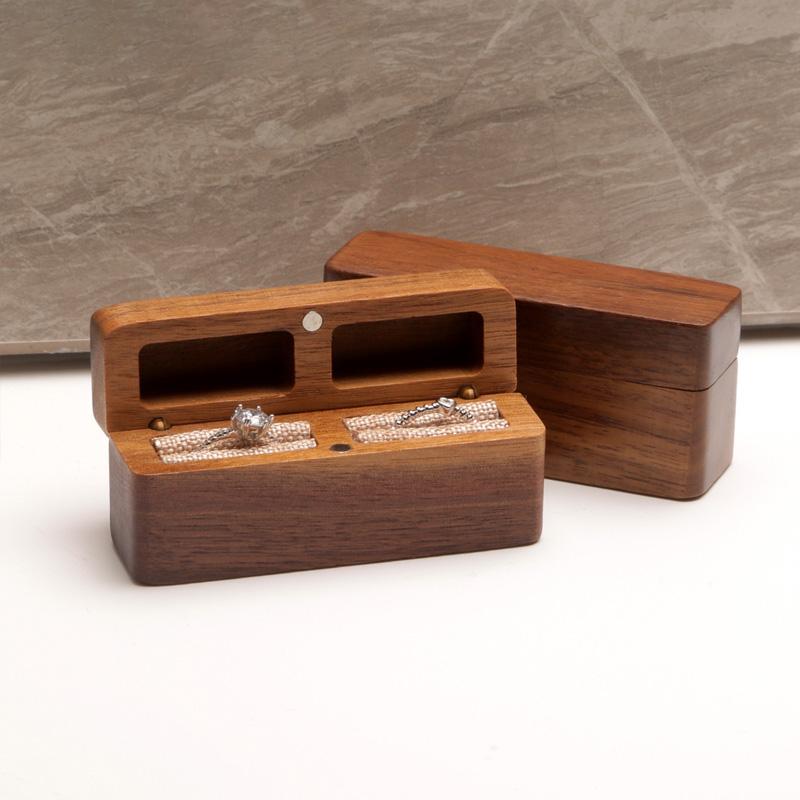 1PC Ring Earring Holder for Wedding Proposal Soft Lining Double Slot Walnut Wooden Romantic Ring Box Gift Display Packaging Case