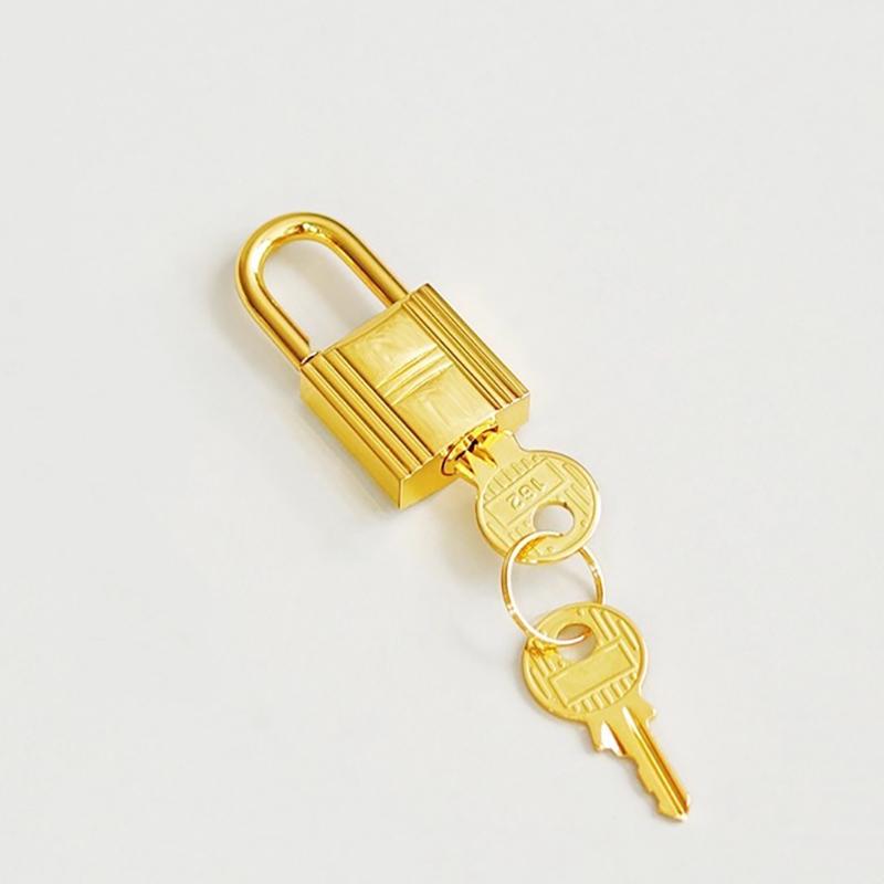 Cadenas en Laiton Massif Avec Clés Quincaillerie Polie Miroir Pour Artisanat du Cuir DIY Charms pour Sac Cabas Classique Accessoires de Mise à Niveau pour Sac à Main