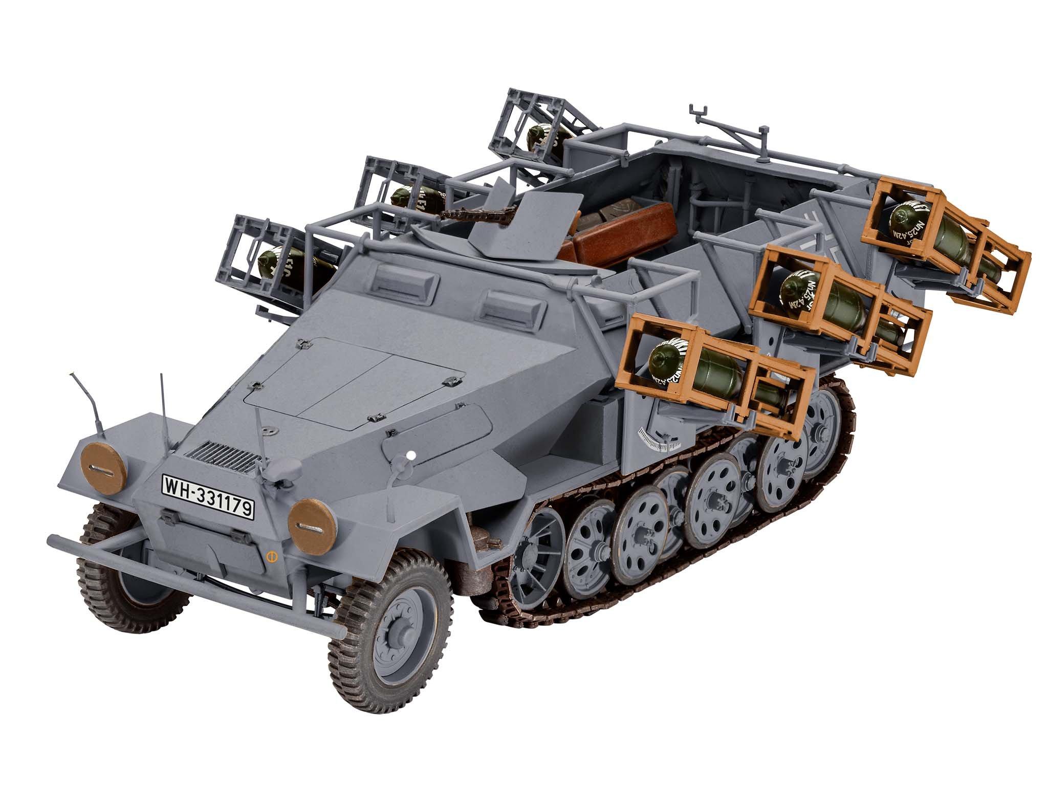 

Revell 1/35 German Sd.Kfz.251/1 Ausf.B Grand Stuka Plastic Model Kit 03248