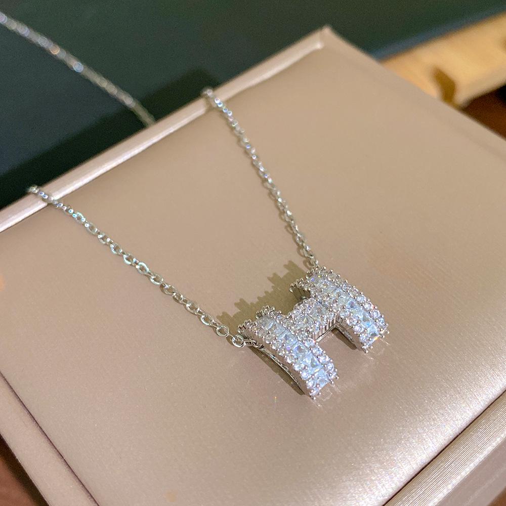 Women's Shiny Zirconia Clavicle Necklace: Fashionable Titanium Steel 'H' Pendant Bestseller