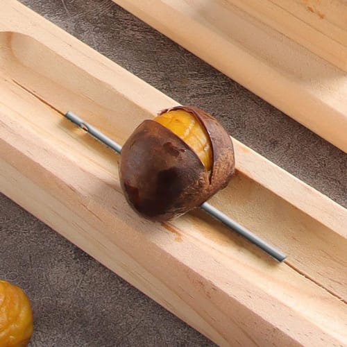 Chestnut Cutter, Wooden Nutcracker Clip, Practical and Beautiful Manual Chestnut Peeler, Nut Cracker, Multifunctional Chestnut Opener Clip for Kitchen