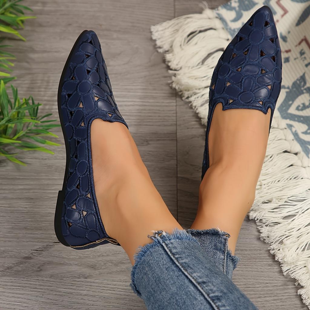 Embroidered Openwork Pointed-Toe Flat-Soled Loafers for Women, Plus Size, Low-Cut Slip-Ons, All-Season Leather Work Shoes