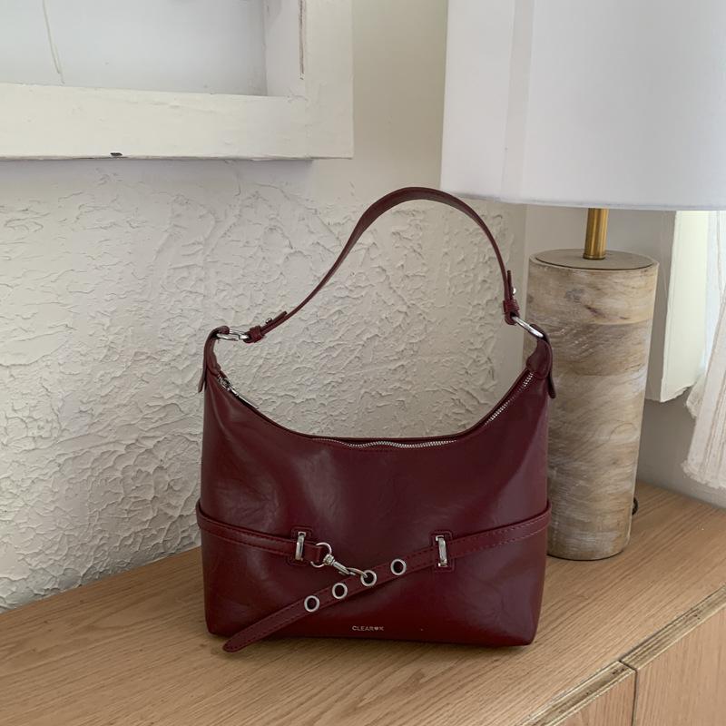 Women's bag 2025 autumn and winter new retro shoulder messenger bag belt decoration simple commuter underarm bag wholesale