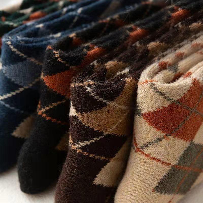 Women's Cotton Socks Fashion Design Plaid Check Harajuku Thicken Warm Socks