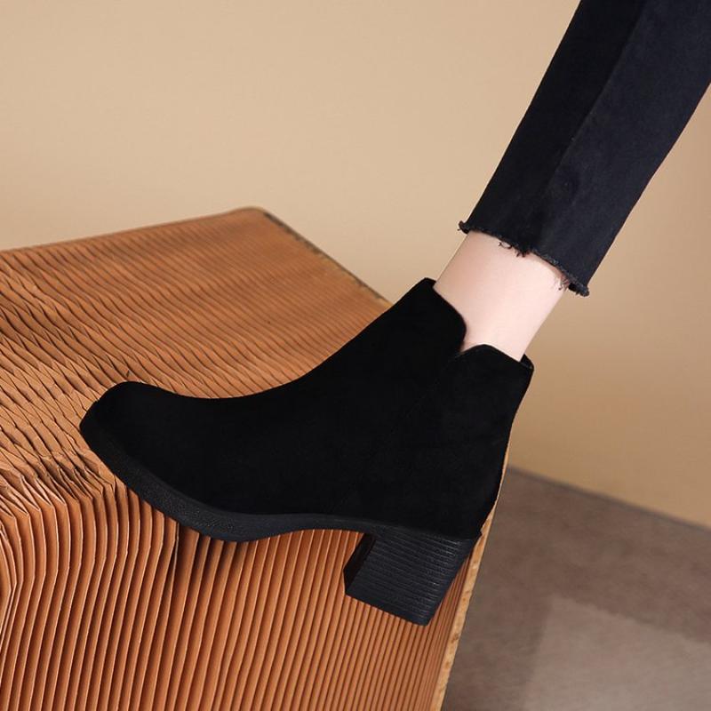 

Women s Autumn and Winter 2025 New Fashion Solid Temperament Ankle Boots Round Head Square Heel Slip on Solid Casual Boots Size 35