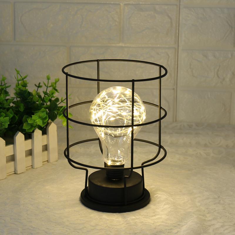 Stolní lampa v kreativním retro stylu Lucerna z měděného drátu Trychtýř Diamantové modelování Noční lampa Domácí stolní dekorace Maison