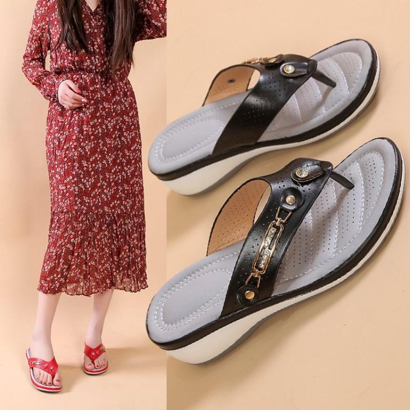 New sandals women's metal buckle beach sandals women's summer wedges, fashionable casual women's sandals