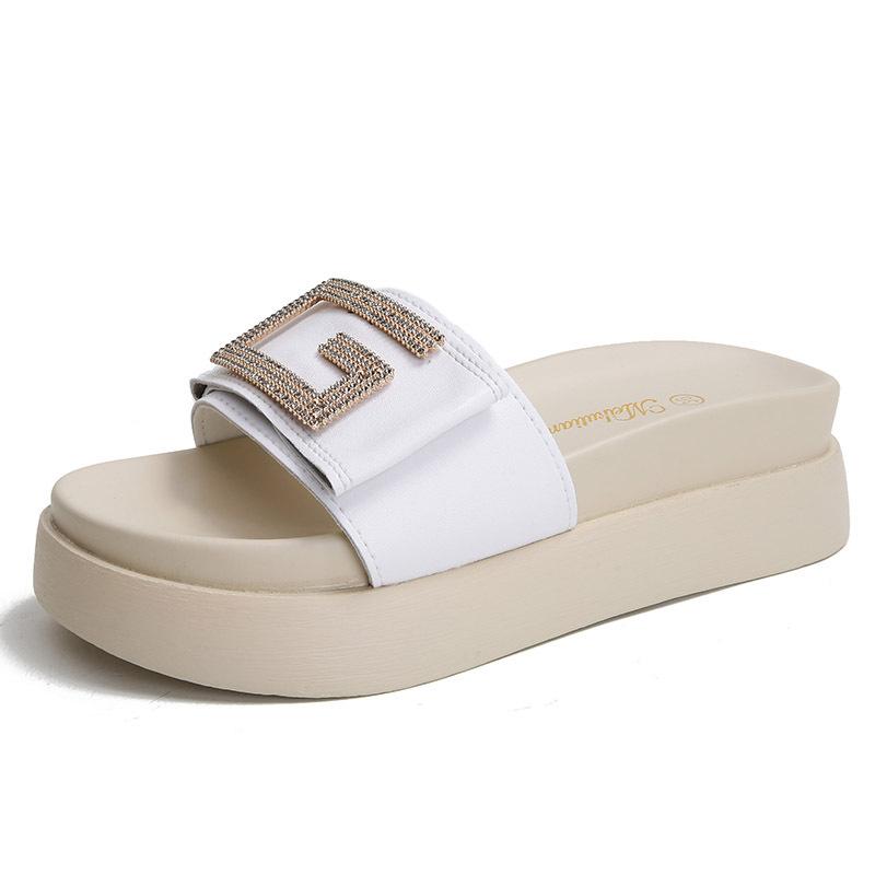 Leather Cool Slippers Women Wear 2025 New Summer Fashion Internet Celebrity Women Thick Bottom Sponge Beach Ins Tide