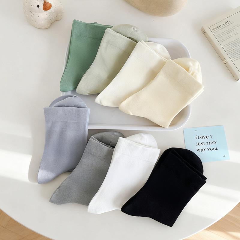 Morandi Color Women’s Seamless Mid-Calf Cotton Socks - Soft, Postpartum-Friendly, Spring & Autumn Style