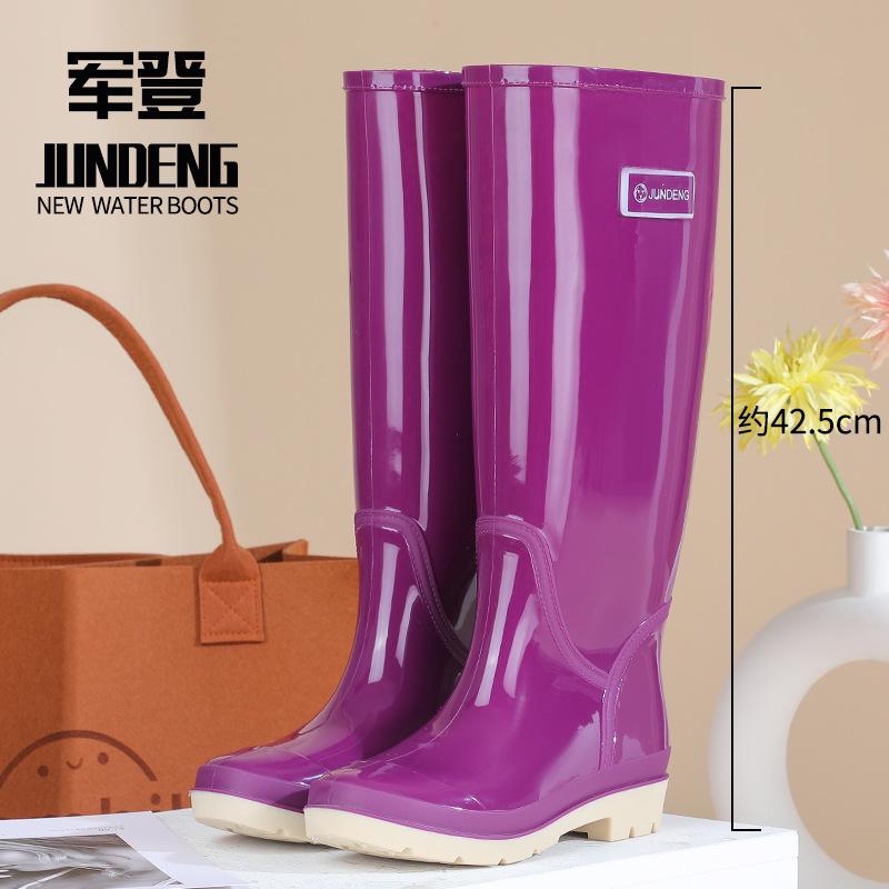 New Version of Fashionable Women's Waterproof Rain Shoes Versatile Trend Comfortable Wear-resistant Warm Water Shoes Camping