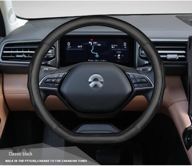 Genuine Leather D-Type Steering Wheel Cover for Weilai ES6/ES8/EC6 - All-Season, Breathable & Non-Slip.