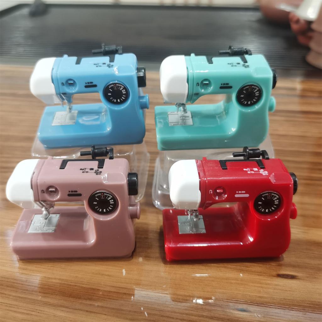 Máquina de Costura Compacta Brinquedo Cápsula Para Iniciantes Decorações de Casa Criatividade e Adicionando Diversão à Vida para Crianças Presente Único