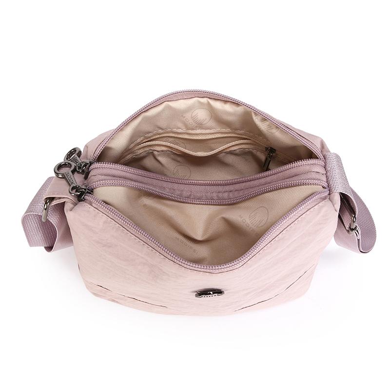 Women's Lightweight Large Capacity Shoulder Bag Commuter Crossbody Bag Middle-Aged Mother Bag