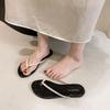 Internet celebrity non-slip wear-resistant beach waterproof flip-flops women wear 2025 summer new fashion pinch slippers women
