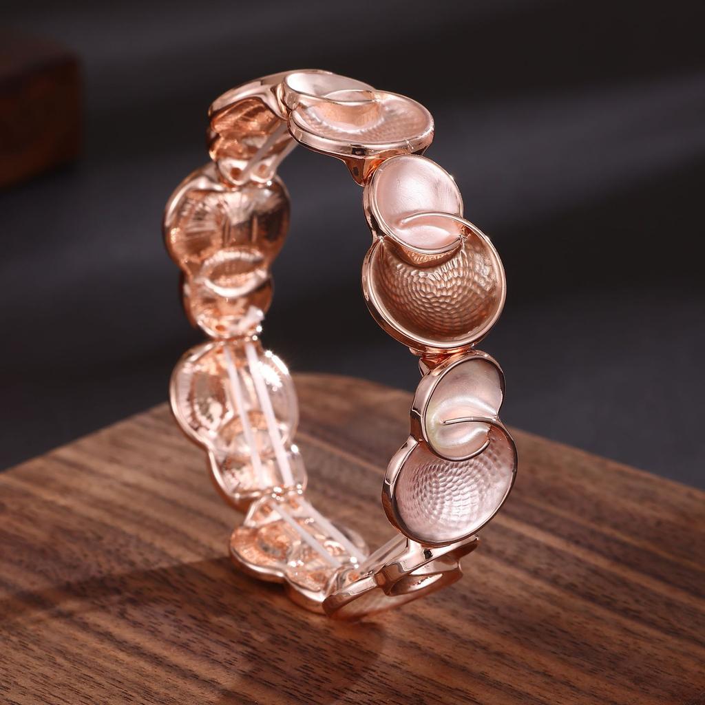 Emaille geometrisches rundes elastisches Armband, Damen High-End rundes Blütenblatt Legierungsarmband