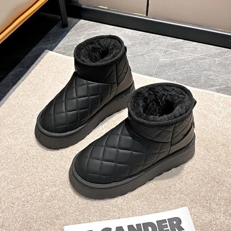2024 Nouvelles Bottines d'Hiver Chaudes en Peluche pour Femmes Mode Polyvalentes Chaussures Plates pour Dames Confort Antidérapantes Chaussures à Plateforme Botas 36-41
