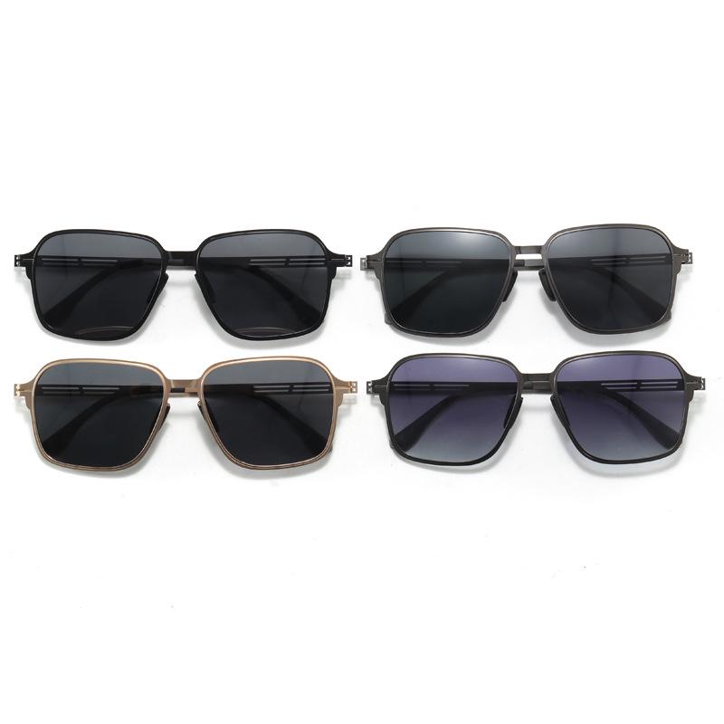 Men's Lightweight Polarized Metal Sunglasses - UV Protection, Black Outdoor Design