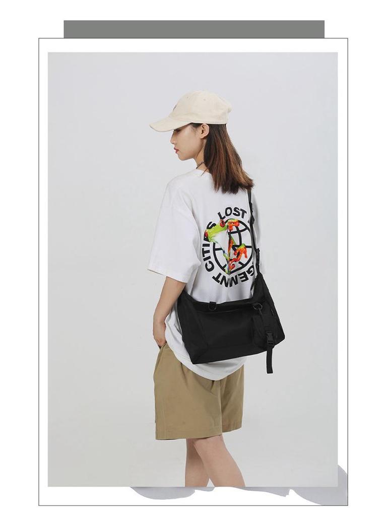 Trendy Japanese Sporty Style Women's Casual Crossbody Bag: Large Capacity Functional Workwear & Commuting Shoulder Messenger Bag