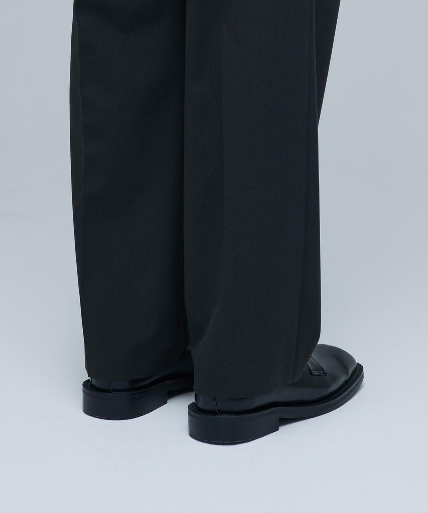 MUSINSA STANDARD Lightweight Three-Puck Semi-Balloon Slacks [Gray]