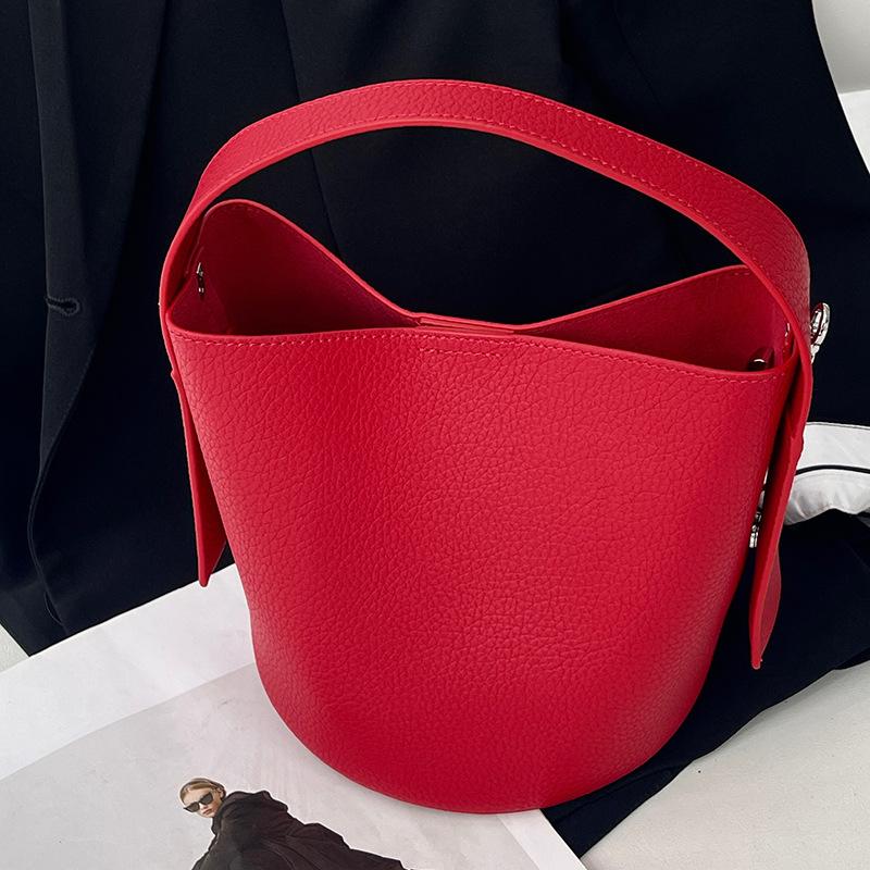Genuine Leather Casual and Laid-back Style Cowhide Hand-held Bucket Bag Commuter Single-shoulder Crossbody Women's Bag