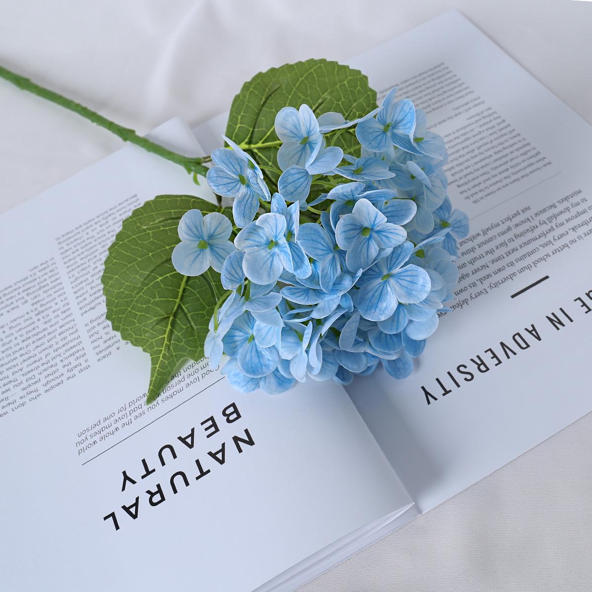 

3D Hand-Feel Hydrangea, 72 Petal Simulation Flower for Hotel Decor, Floral Art, Wedding Arrangements синий