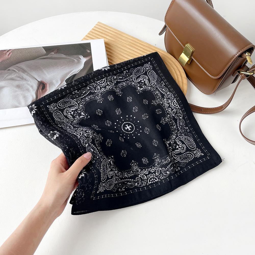 Fashion Versatile Herringbone Square Scarf Women Vintage Pattern All Season Neck Scarf