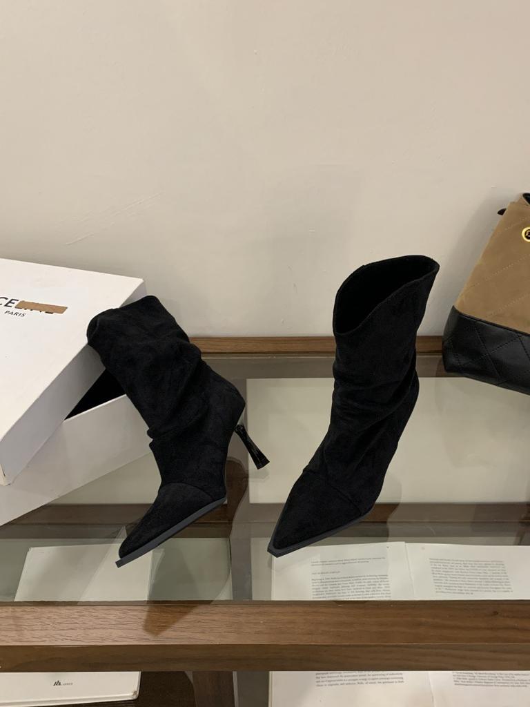Korean Version of Retro Pointed-toed Fine-heeled Pleated Piled Boots for Women's 2025 Autumn and Winter New Temperament Versatile Commuter Mid-tub