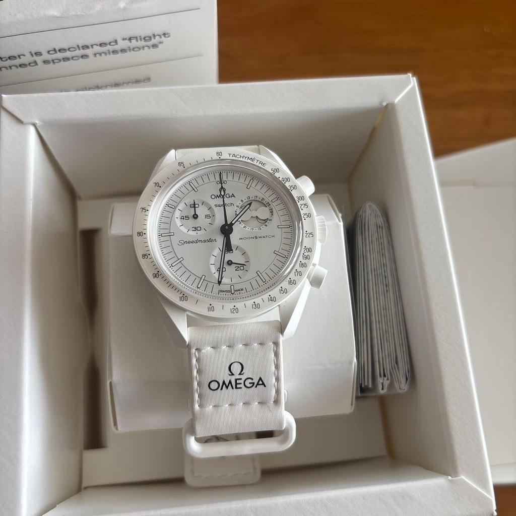 Used Swatch OMEGA Swatch Snoopy MoonSwatch White White