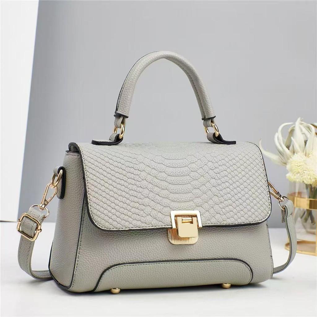 Chic Pu Leather Crocodile Pattern Mini Handbag Stylish Versatile Shoulder Bag For Everyday Use Gray