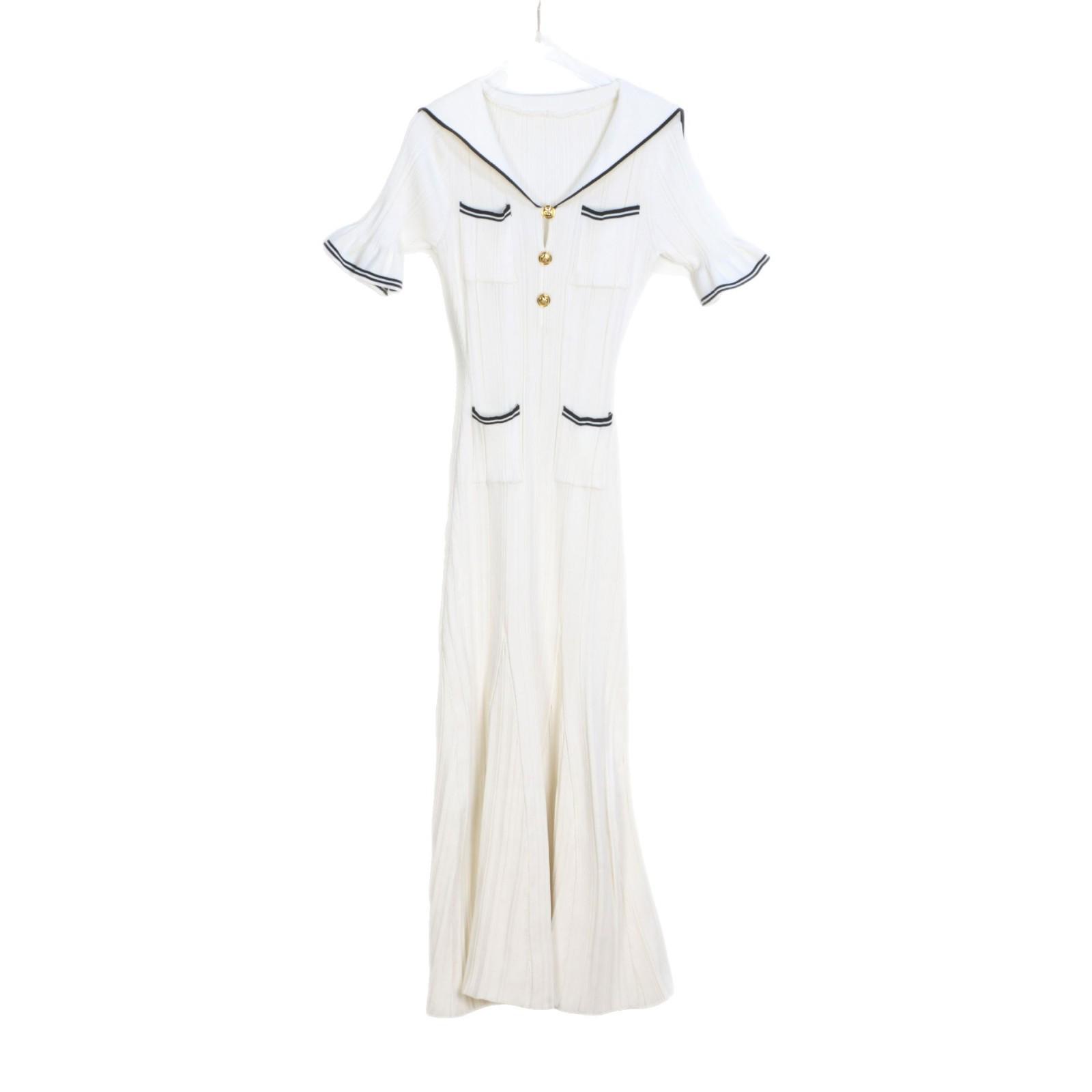 

2025 Spring/Fall Gold Button Slim Knit Fishtail Dress: French Style Evening Wear for Women Medium