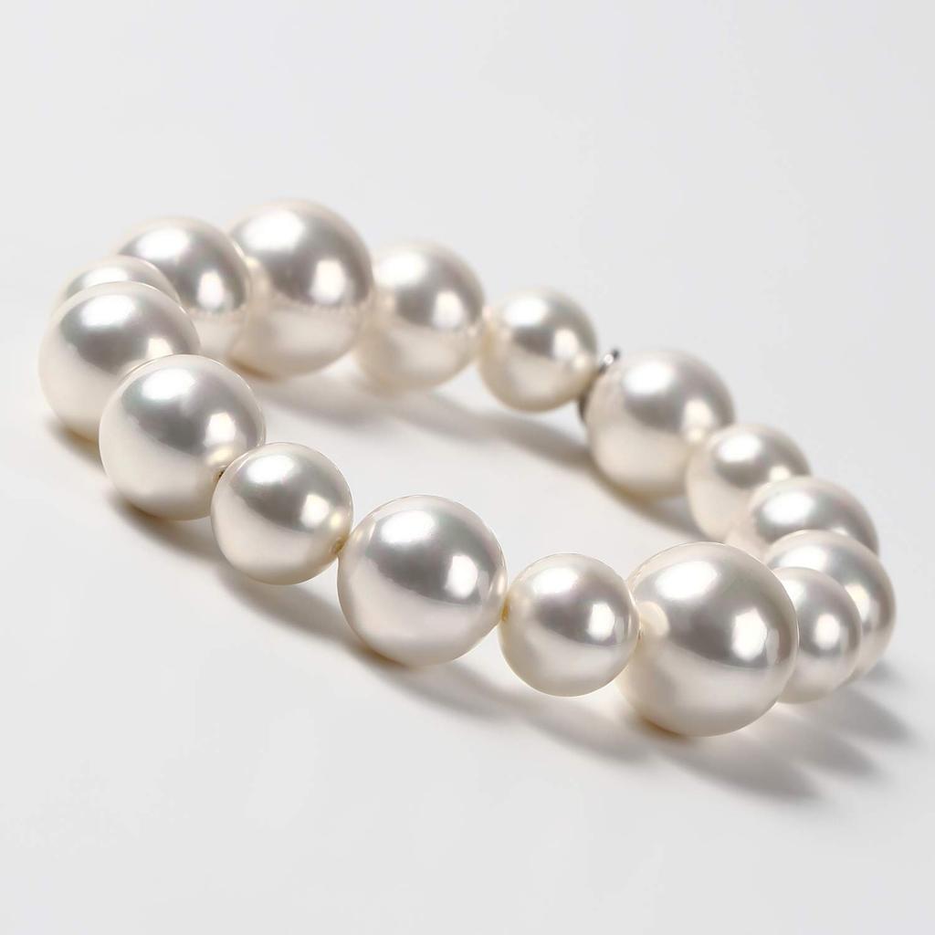[Produced by Yumi Katsura] Pearl Bracelet, Large Sizes (10mm, 12mm, 14mm), Popular Women's Bracelet, Easy to Put On and Take Off, Suitable for Formal