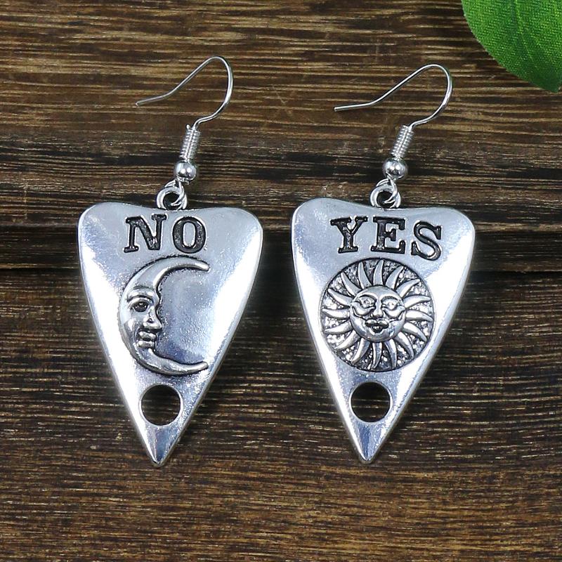 GemChic Women's New Vintage Love Shape Moon Sun Engrave Earrings Ethnic Fashion Hook Earrings Birthday Christmas Jewelry Gift