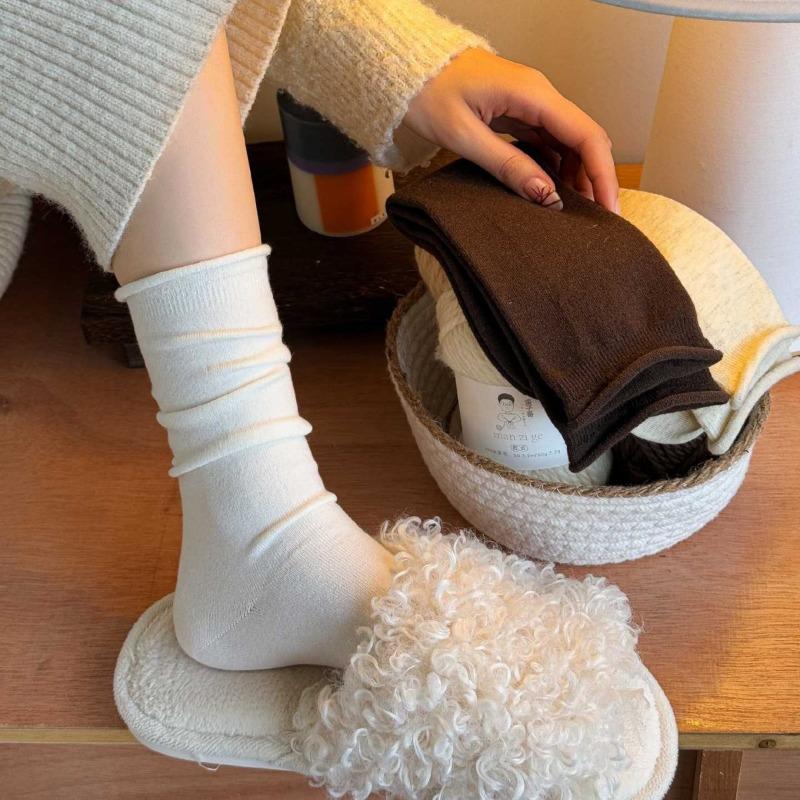 Women's Autumn Warm Simple Solid Color Curled Wool Pile Cotton Socks