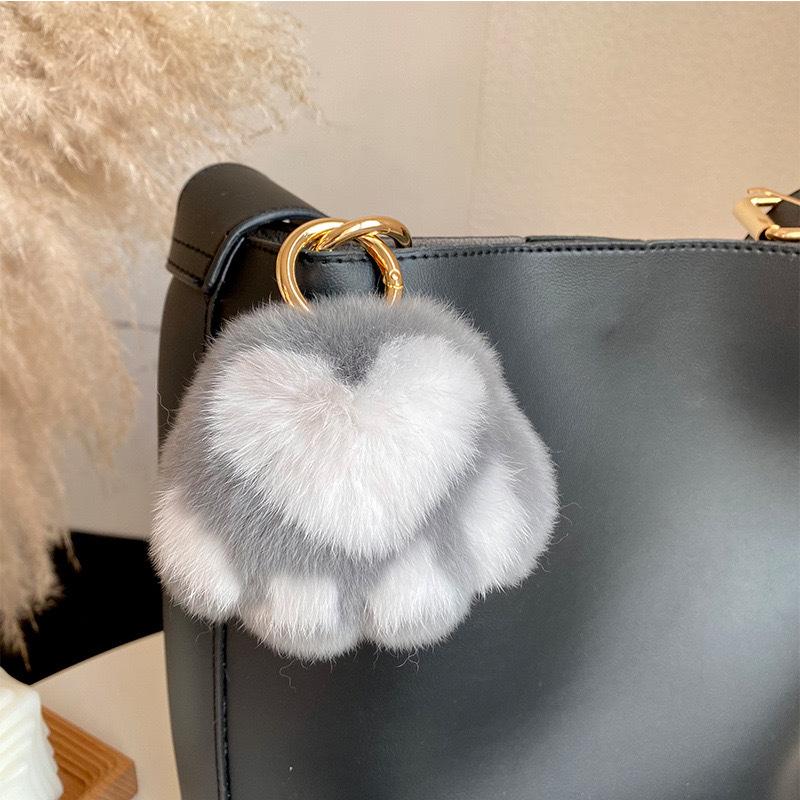 Creative Cat Paw Plush Pendant - Soft Rex Rabbit Fur Keychain for Backpack or Car.