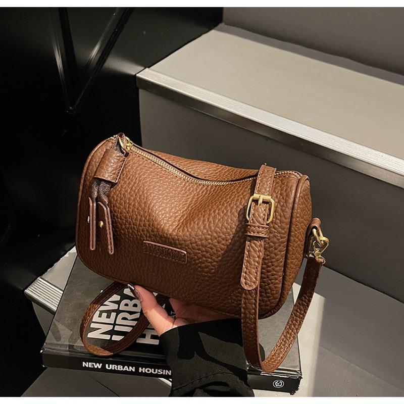 

Retro small bag women s autumn and winter versatile new fashion broadband shoulder messenger bag pillow bag