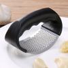 Manual stainless steel garlic press, garlic molars, household stir, cut and pat, minced garlic, minced garlic, mashed garlic, annular garlic press